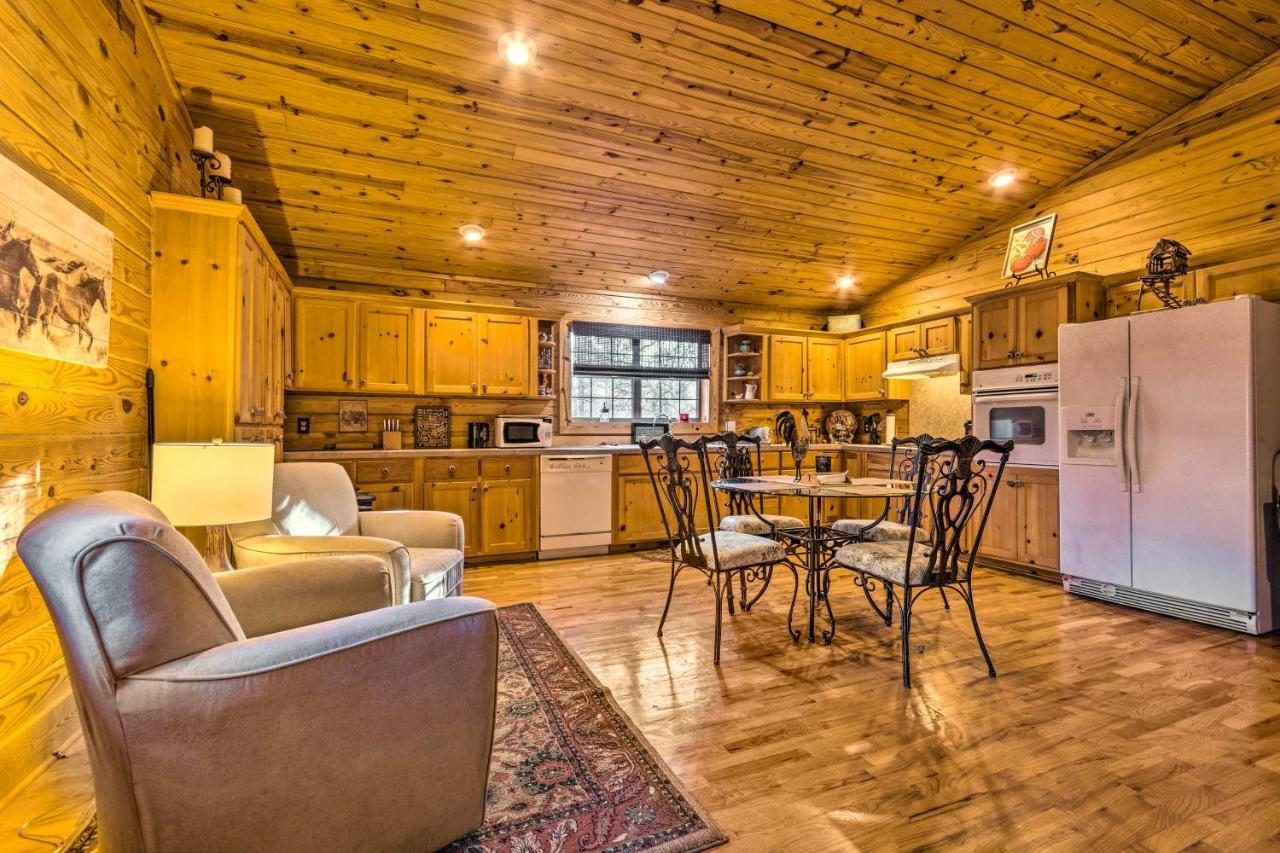 Pet-Friendly Cabot Cabin With Fenced Yard! ภายนอก รูปภาพ